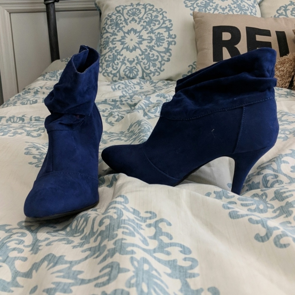Bamboo booties